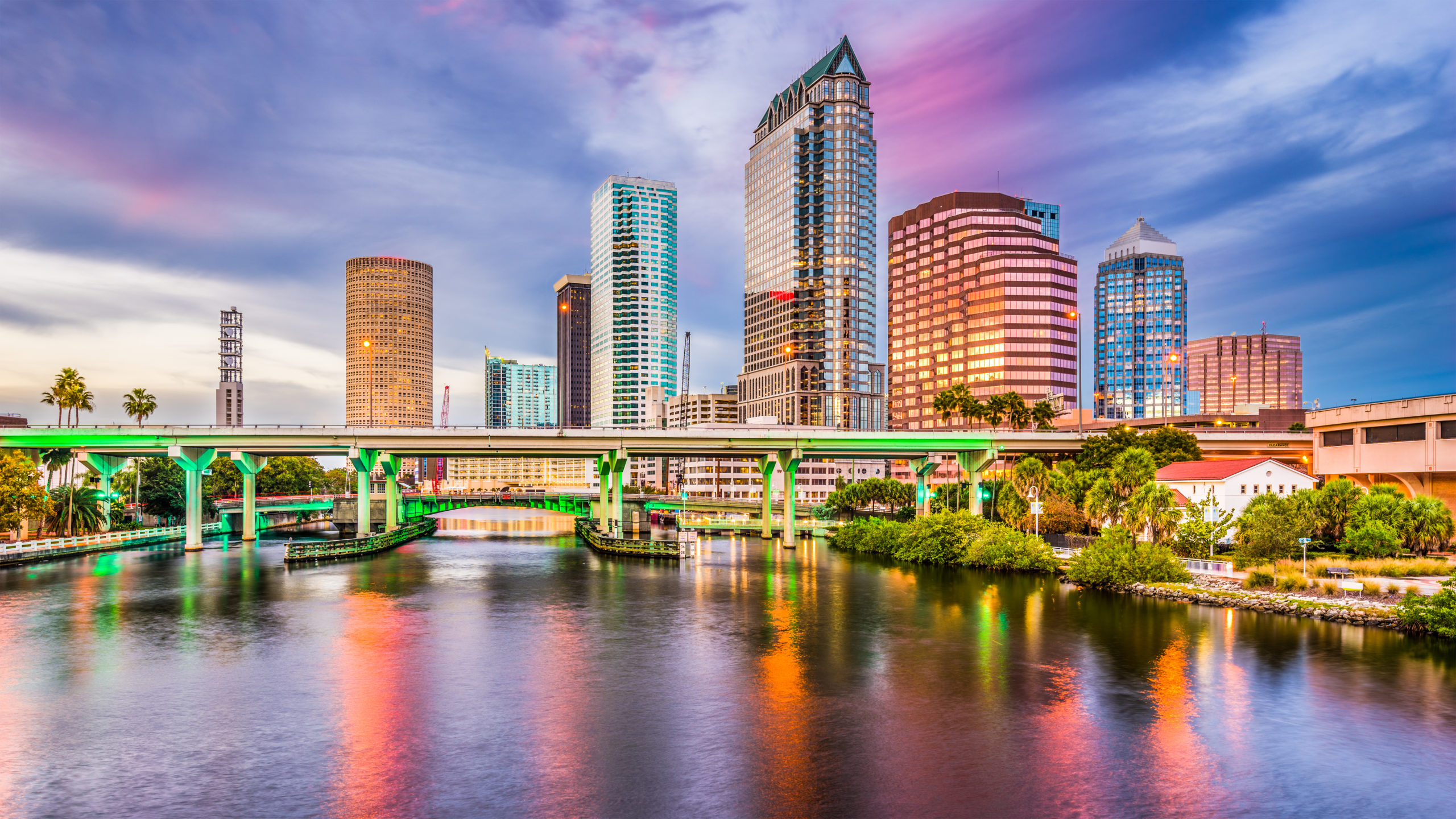Tampa, FL Parking Lot & Street Sweeping Services Sweeping Corp